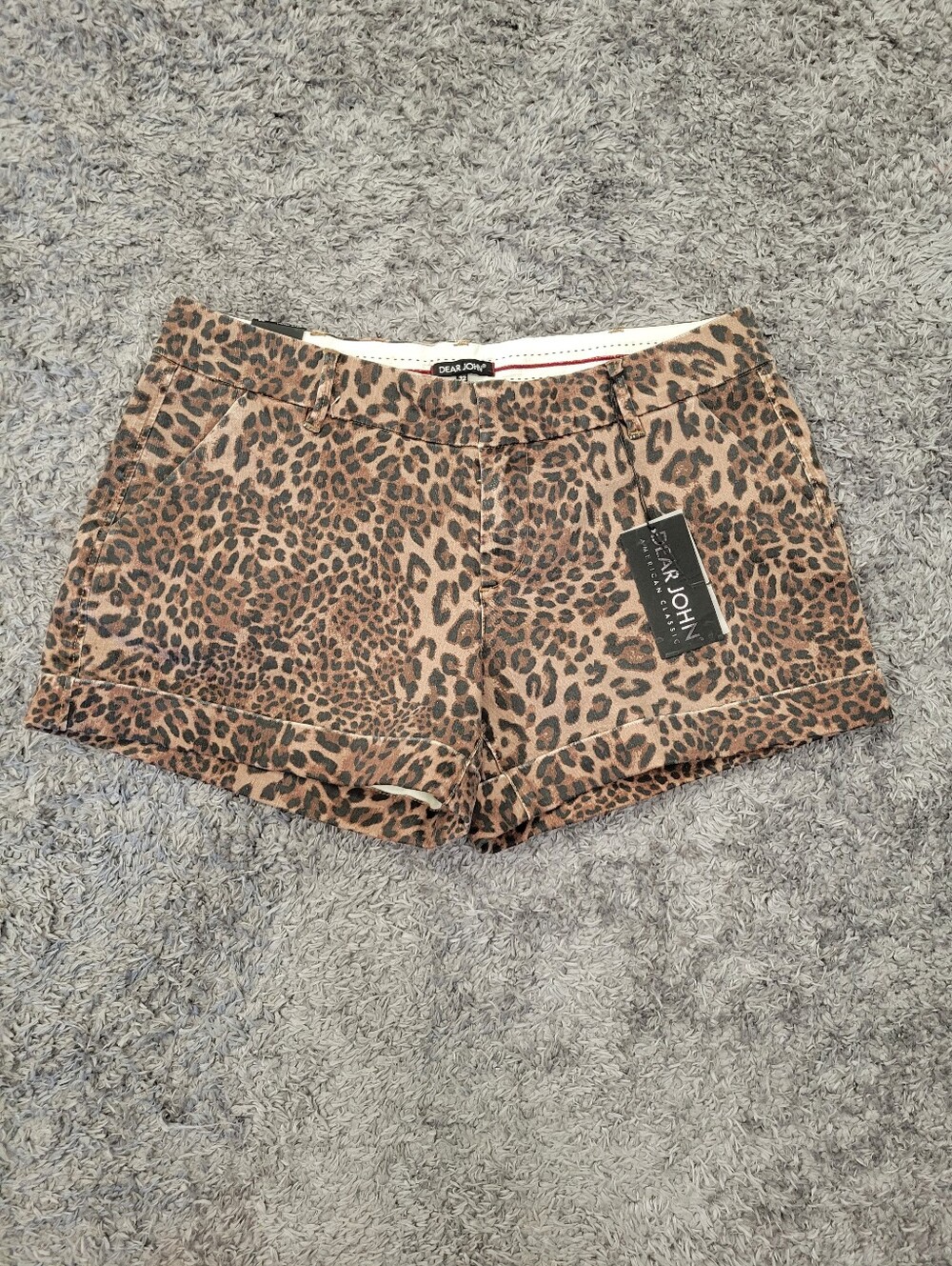 Dear John Hampton Comfort Leopard Print Stretch Shorts NWT Size 32 NWT